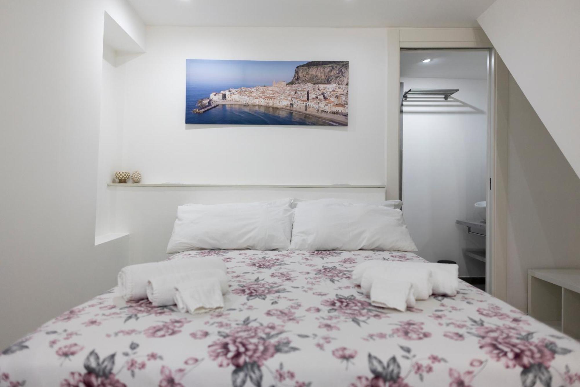 Aurora House Suite Чефалу Екстер'єр фото